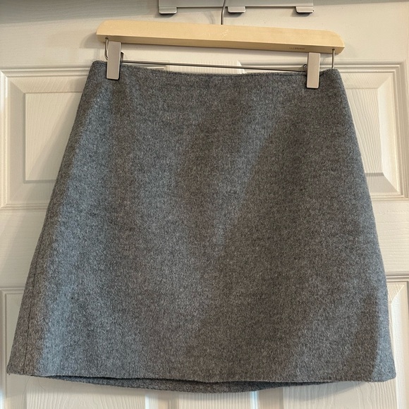 Club Monaco Dresses & Skirts - CLUB MONACO wool blend mini skirt